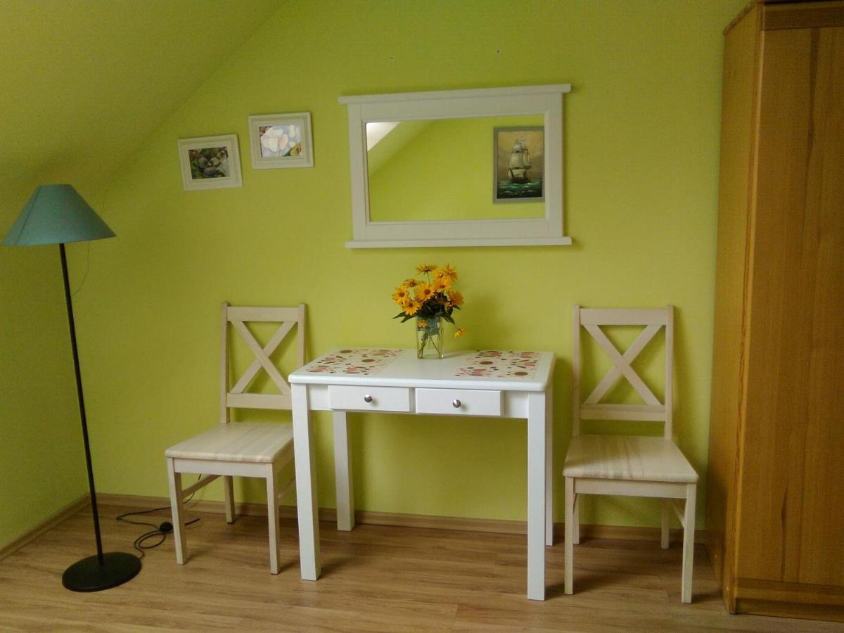 Pensjonat Kalina Komorze Extérieur photo